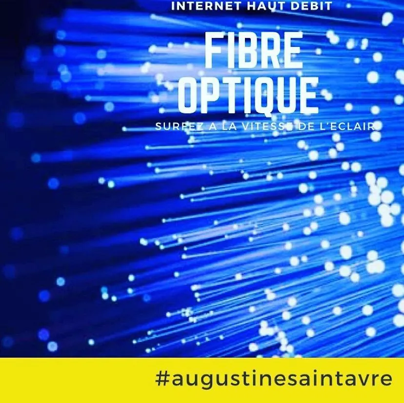 L'Augustine Saint-Avre Avec Spa Saint Avre la Chambre 公寓